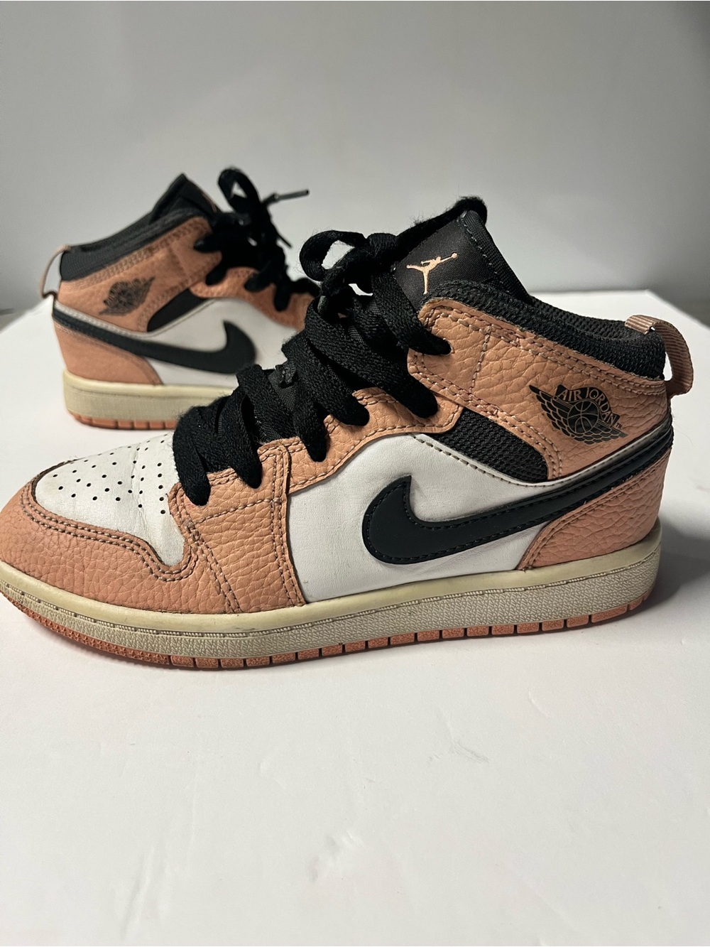 Air Jordan 1 Mid 'Pink Quartz' 1Y